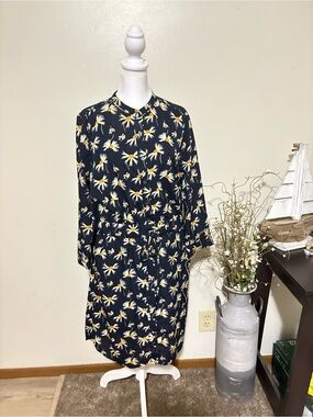 Banana Republic Navy Floral Dress